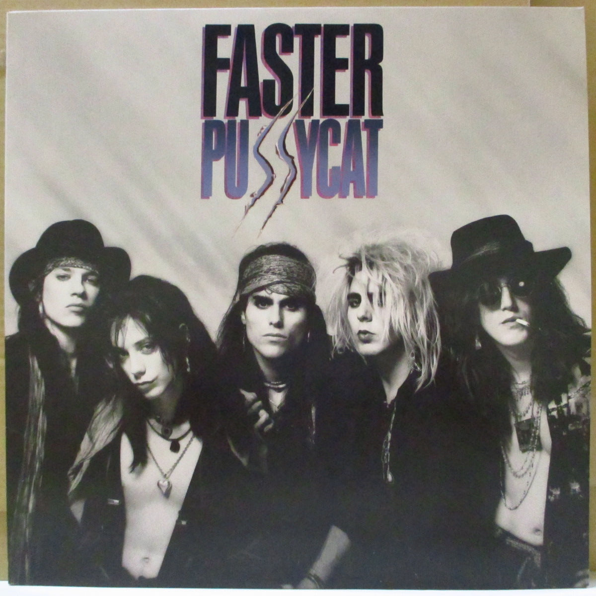 FASTER PUSSYCAT (ファスター・プッシーキャット)  - S.T. <1st Album> (US オリジナル LP+ソフト紙インナー) '87年1stアルバム