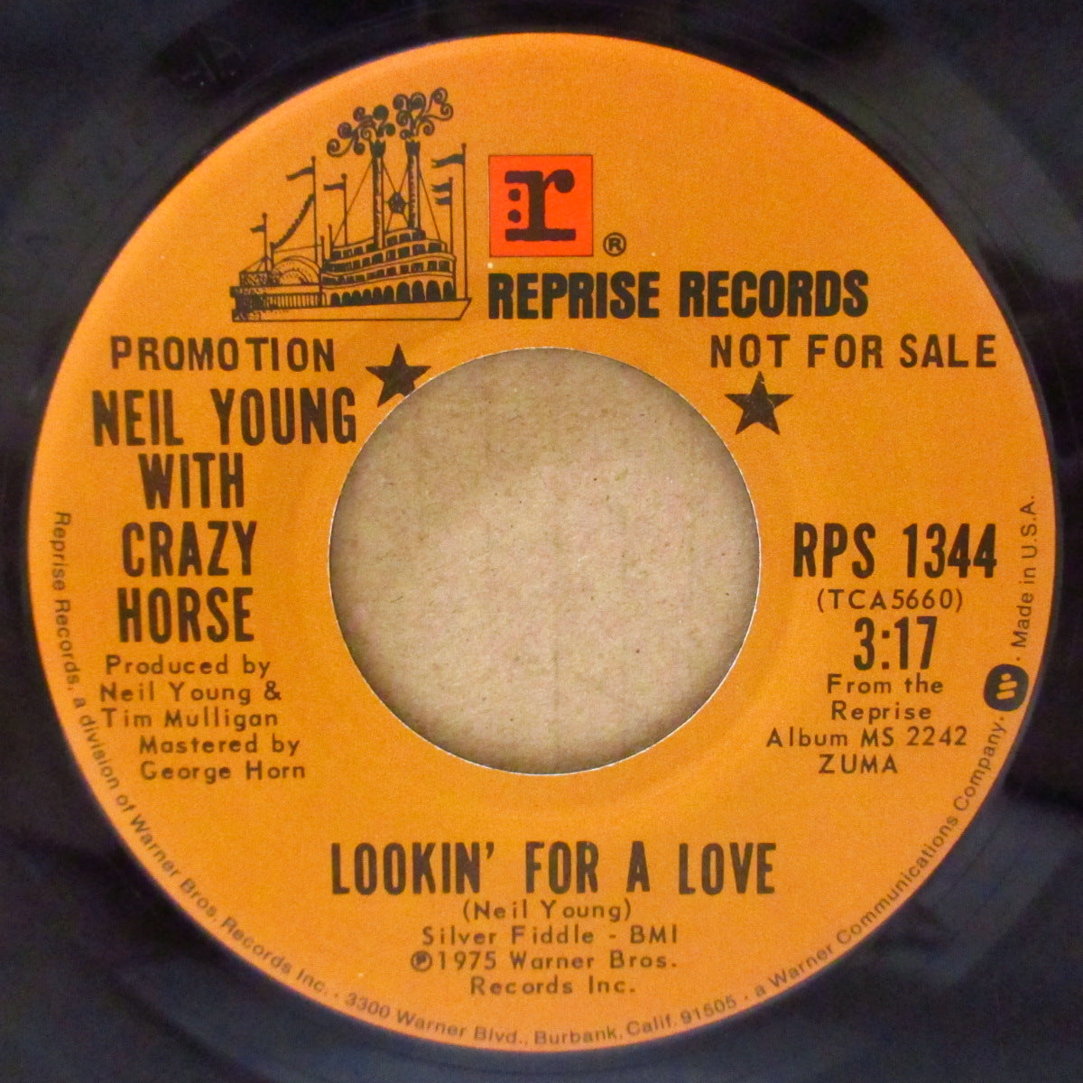 NEIL YOUNG (ニール・ヤング)  - Lookin' For A Love / Sugar Mountain (US '75 プロモ・クレジット・ラベ・7インチ)アルバム「Zuma」からのシングル・カット大名曲