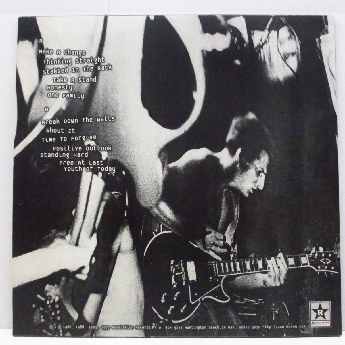 YOUTH OF TODAY (ユース・オブ・トゥデイ)  - Break Down The Walls (US '97 再発「ライブ写真ラベ」黒盤 LP+インサート、「新ジャケ」/Rev.8)