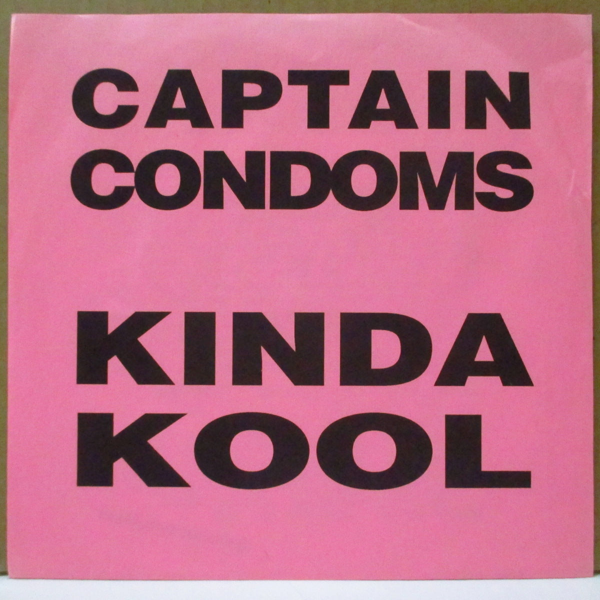 CAPTAIN CONDOMS (キャプテン・コンドームス)  - Kinda Kool EP (US 限定 7インチ+マットソフト紙ジャケ, ナンバリング入りソフト紙インサート)