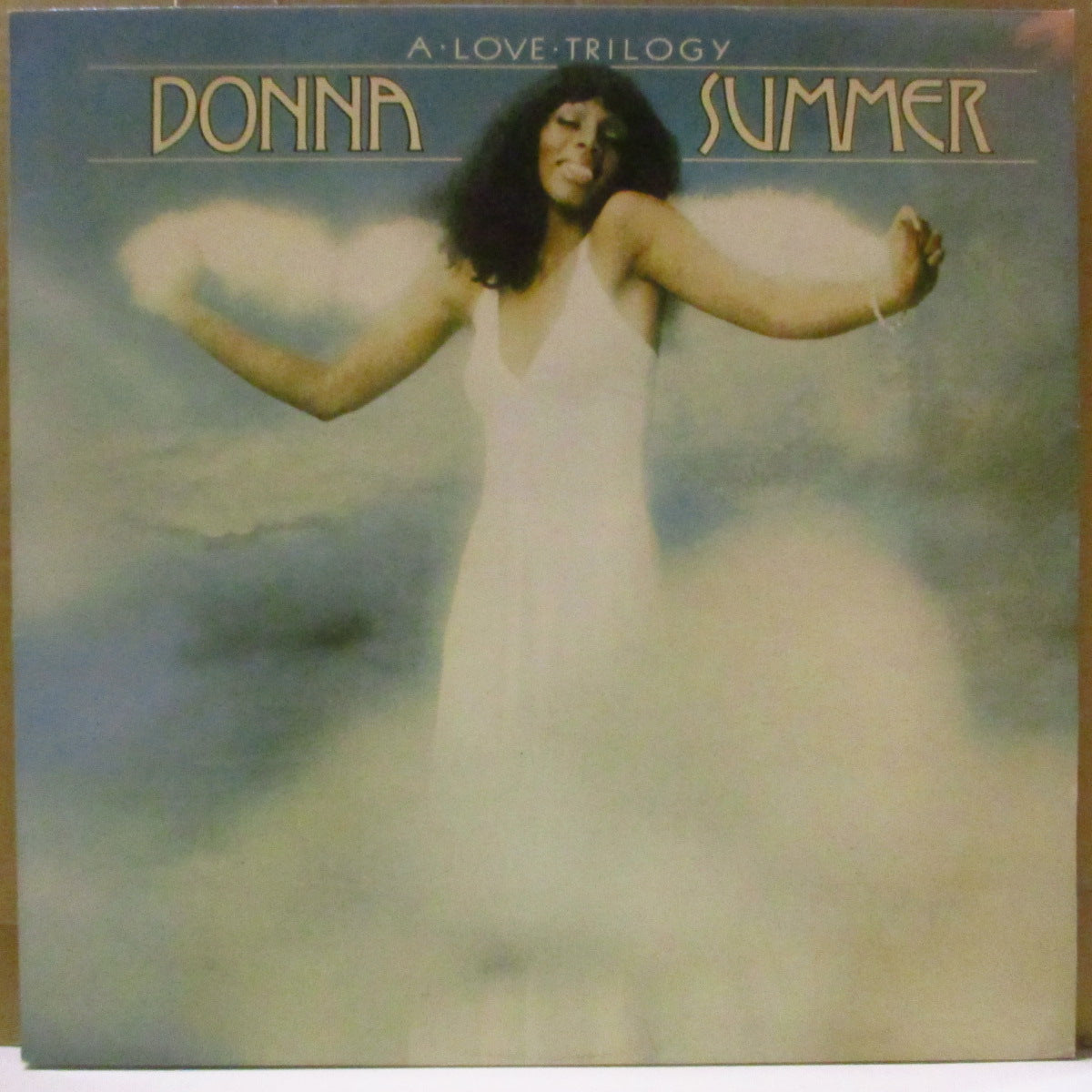 DONNA SUMMER (ドナ・サマー)  - A Love Trilogy (UK 70's 「ラベリム文字上半分」再発ステレオLP)サード・アルバム！