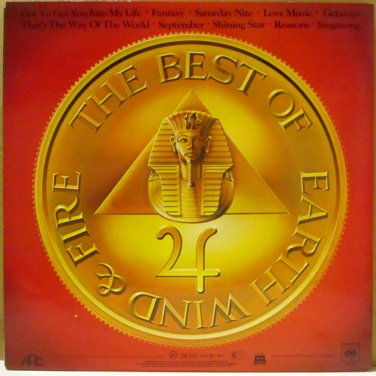EARTH, WIND & FIRE (アース・ウィンド・アンド・ファイアー)  - The Best Of Earth, Wind & Fire Vol.1 (UK 80's 再発品番「CBS 3253 白ロゴ、赤ラベ」ステレオLP/光沢見開きジャケ)ベスト全10曲