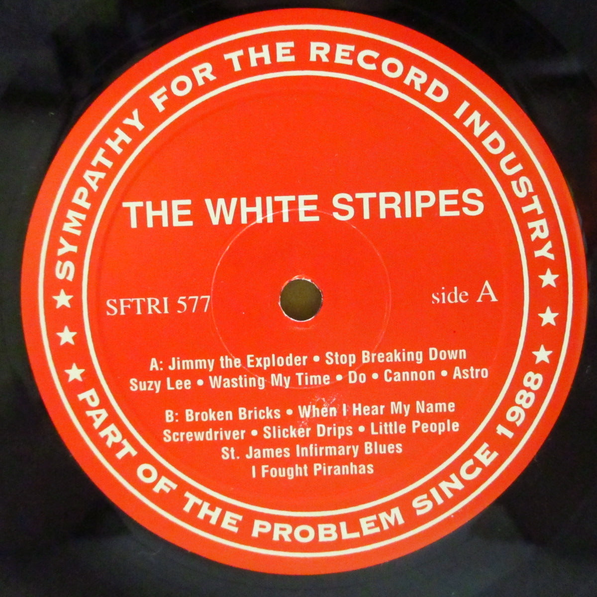 WHITE STRIPES, THE (ホワイト・ストライプス)  - S.T. <1st Album> (US '99 初回シンパシー社オリジナル「赤&白ラベ」 黒盤LP+インサート) インディーズ期デビューアルバム
