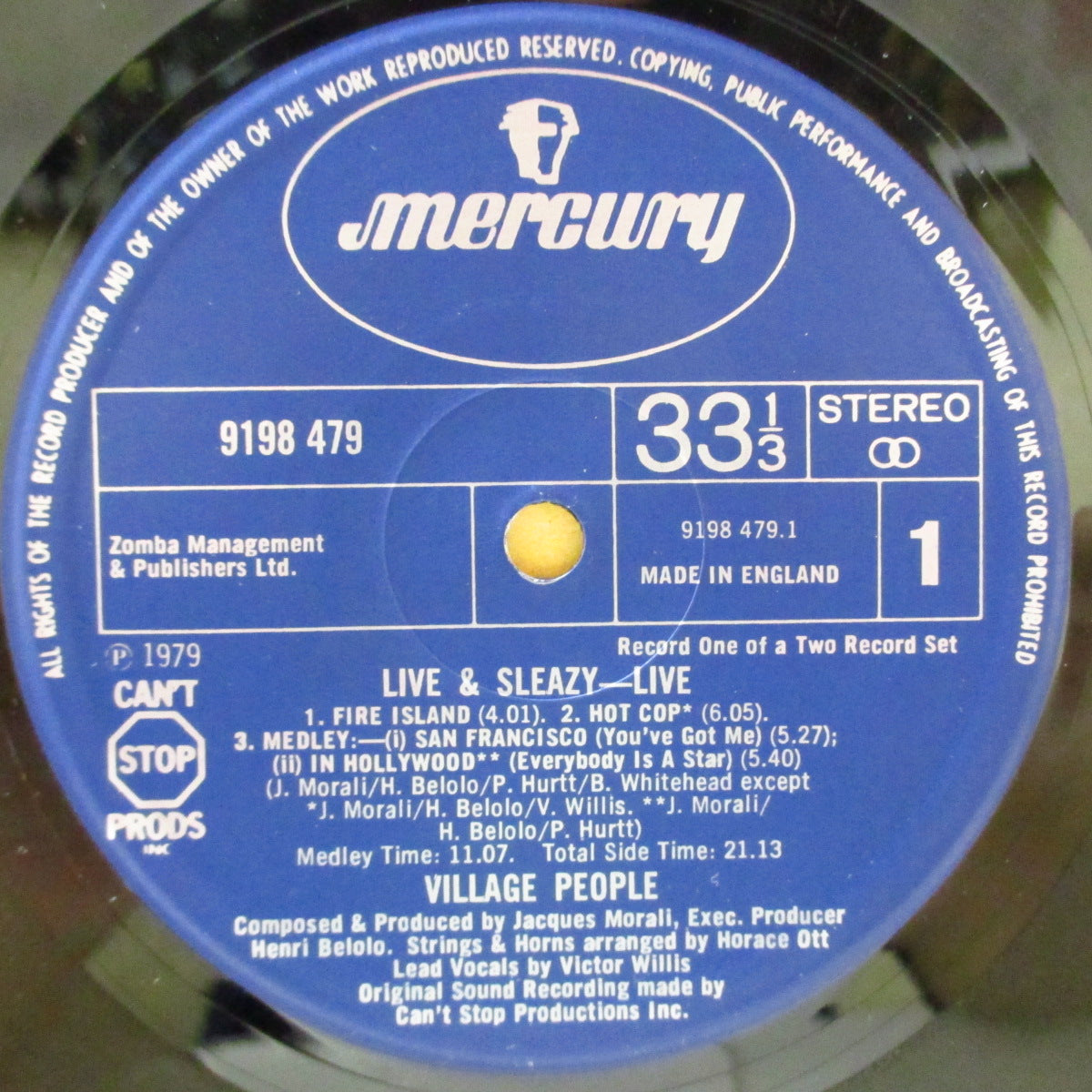 VILLAGE PEOPLE (ヴィレッジ・ピープル)  - Live And Sleazy (UK '79 オリジナル・ステレオ LPx2枚組/見開きジャケ)ライブ&スタジオ録音変則5作目アルバム。