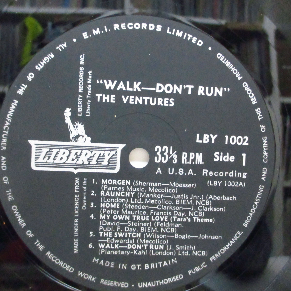 VENTURES (ベンチャーズ)  - Walk Don't Run (UK '62 オリジナル「モノラル」LP/表面コーティングジャケ)