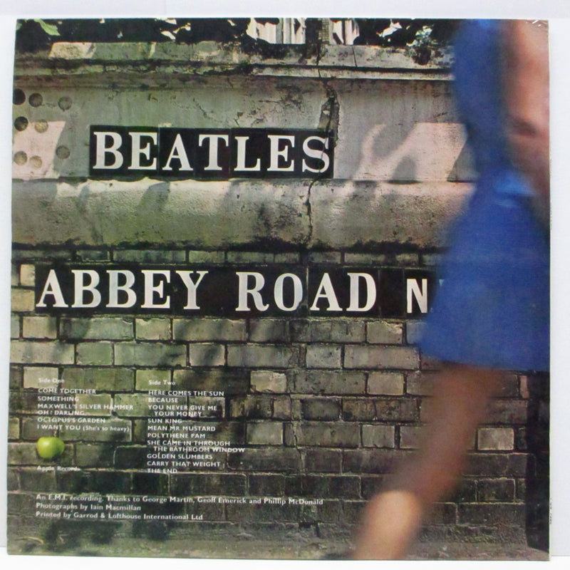 BEATLES (ビートルズ)  - Abbey Road (UK-France '73 再発 「ダークグリーン & Her Majesty表記有ラベ」LP+黒インナー/両面コーティングジャケ)