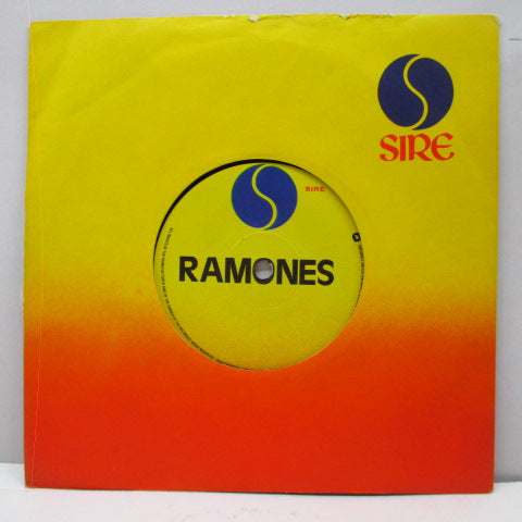 RAMONES - Are Here...And There (UK Promo 7"/NOPS)