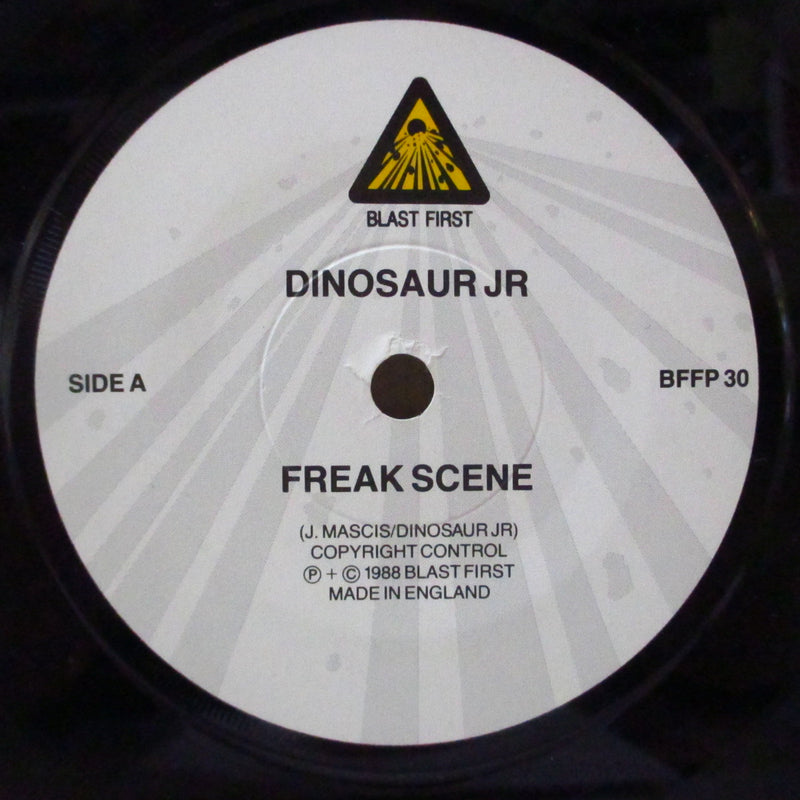 DINOSAUR Jr. (ダイナソーJr.)  - Freak Scene (UK オリジナル「グレーライン入りラベ 」7インチ+光沢固紙ジャケ)