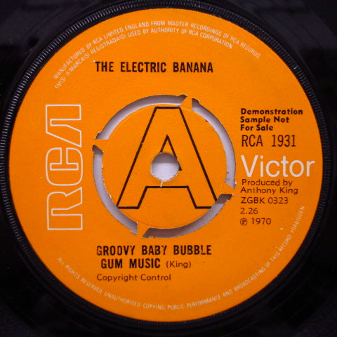 ELECTRIC BANANA - Groovy Baby Bubble Gum Music (UK Promo 7"+CS)