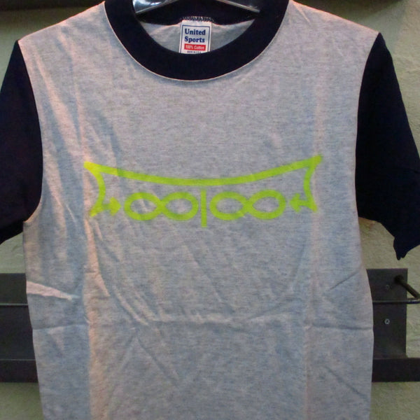 ooioo オーオーアイオーオー Tシャツ OOIOO (オーオーアイオーオー) - Directing Arrow Logo (ALT T-Shirts #37)