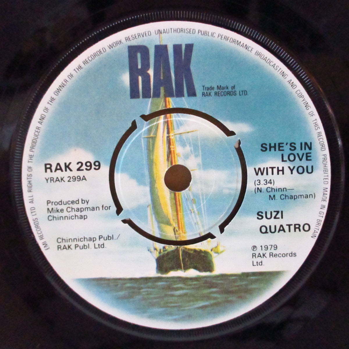 SUZI QUATRO (スージー・クアトロ)  - She's In Love With You (UK オリジナル 7"+マット固紙ジャケ)