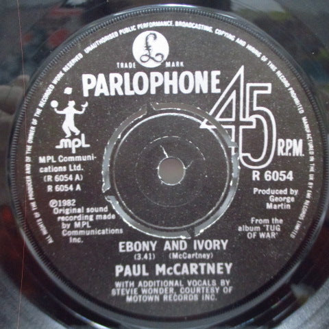 PAUL McCARTNEY / STEVIE WONDER (ポール・マッカートニー / スティーヴィー・スティーヴィー・ワンダー）- Ebony & Ivory (UK オリジナル 7"+光沢固紙折り返しジャケ)