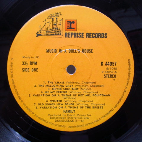 FAMILY - Music In A Doll's House (UK 70's Re No W Logo Stereo LP/CS)